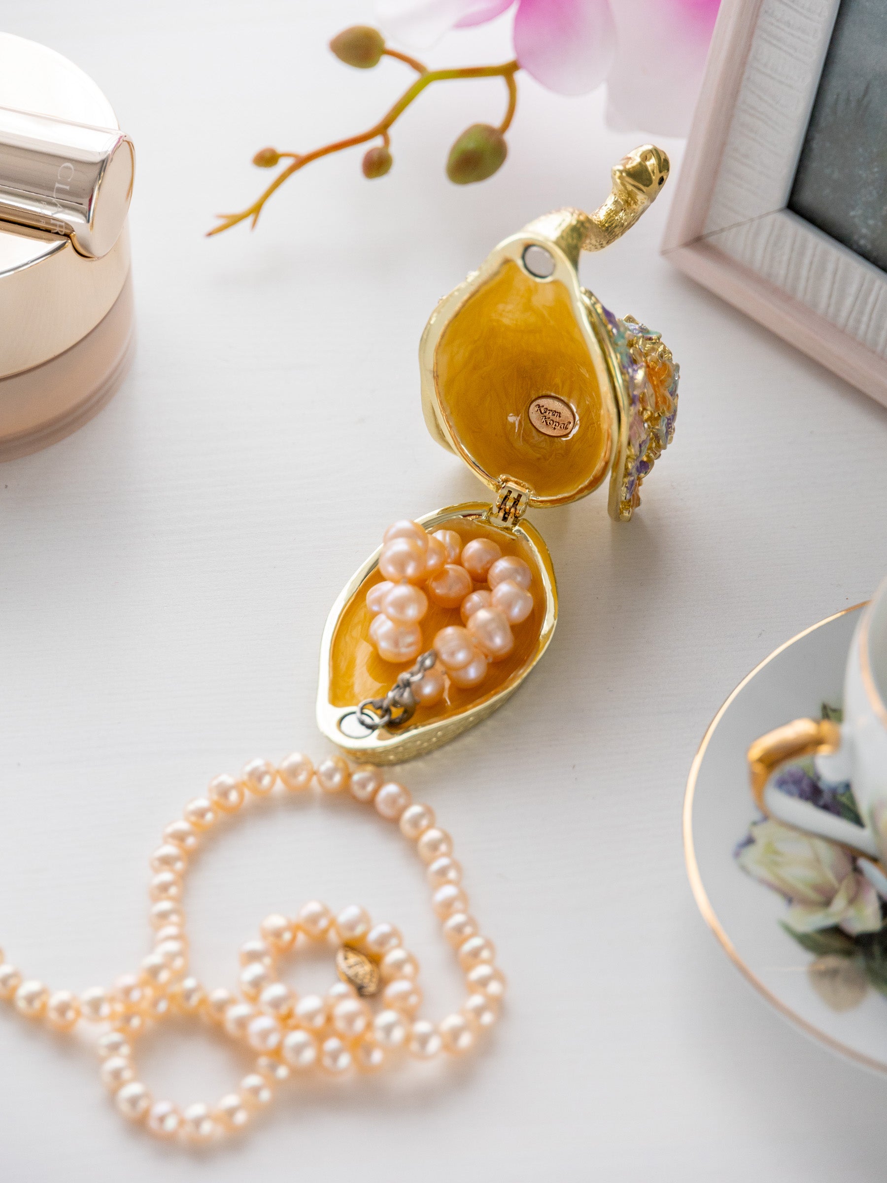 Keren Kopal Golden Swan Decorated with Butterflies