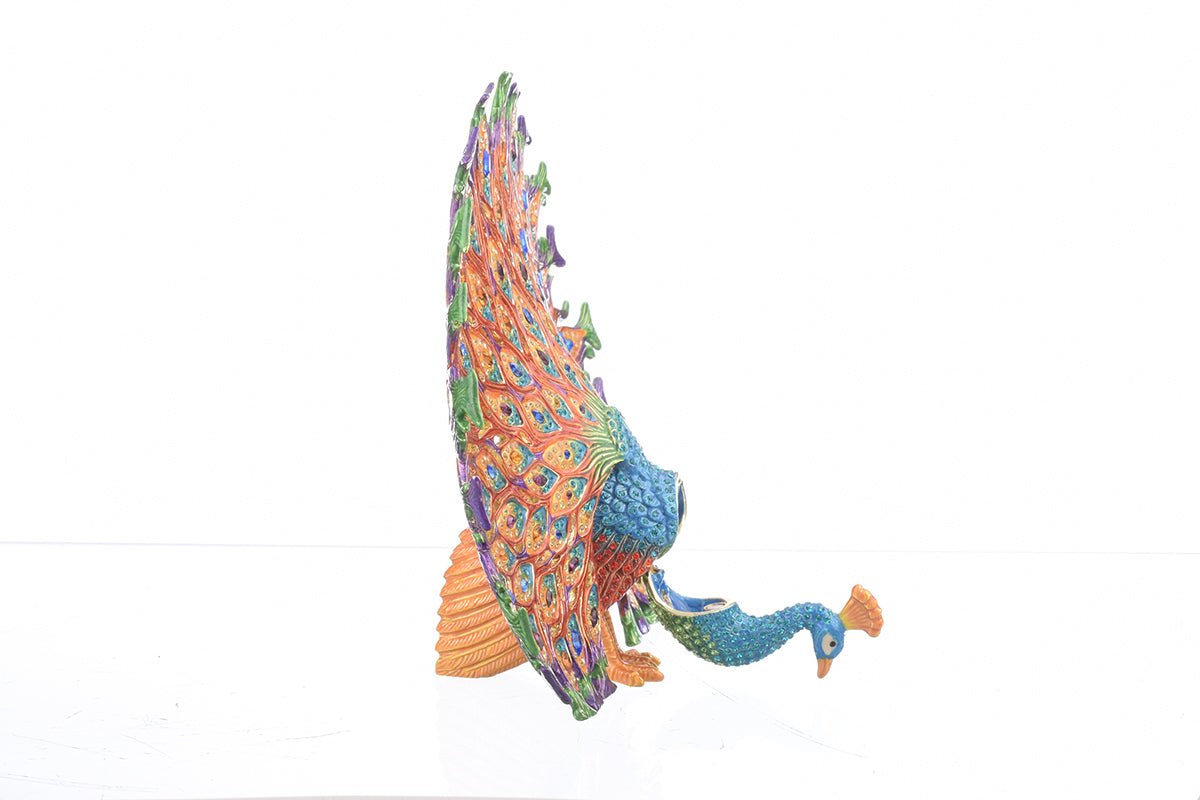 Keren Kopal Colorful Peacock