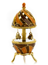Keren Kopal Brown Carousel With Royal Chairs