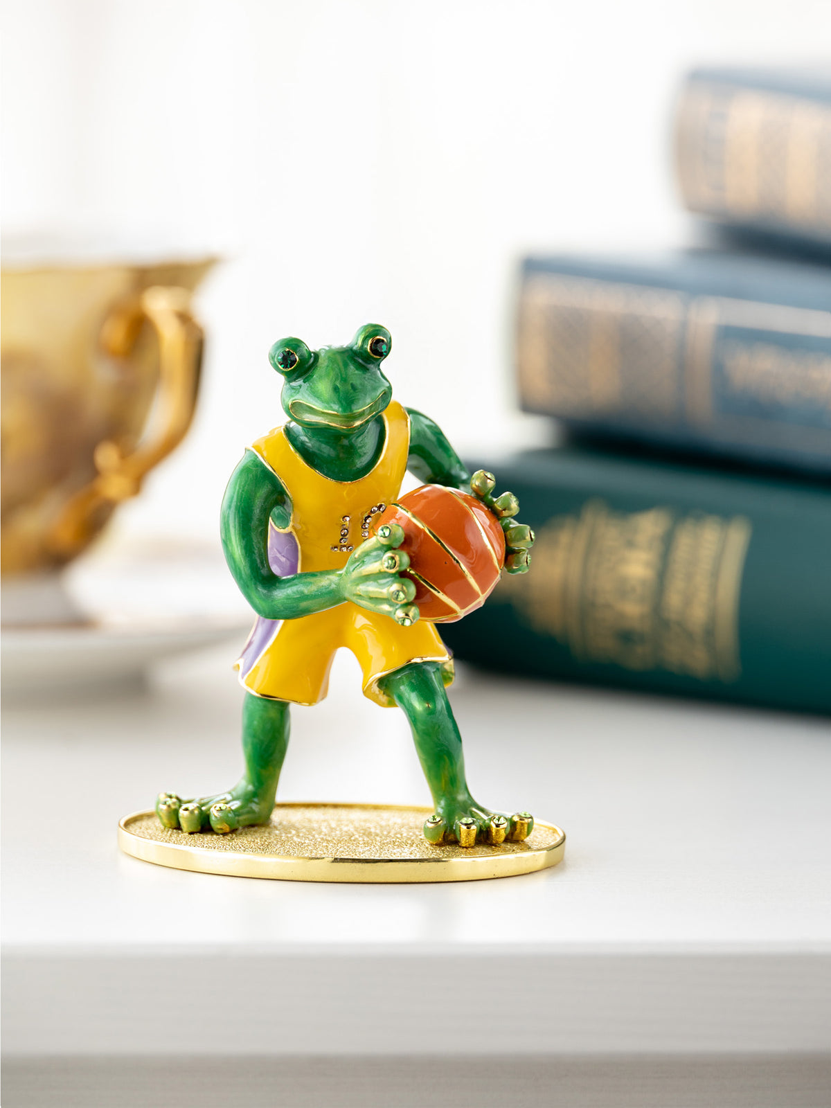 Keren Kopal Frog Playing Basketball