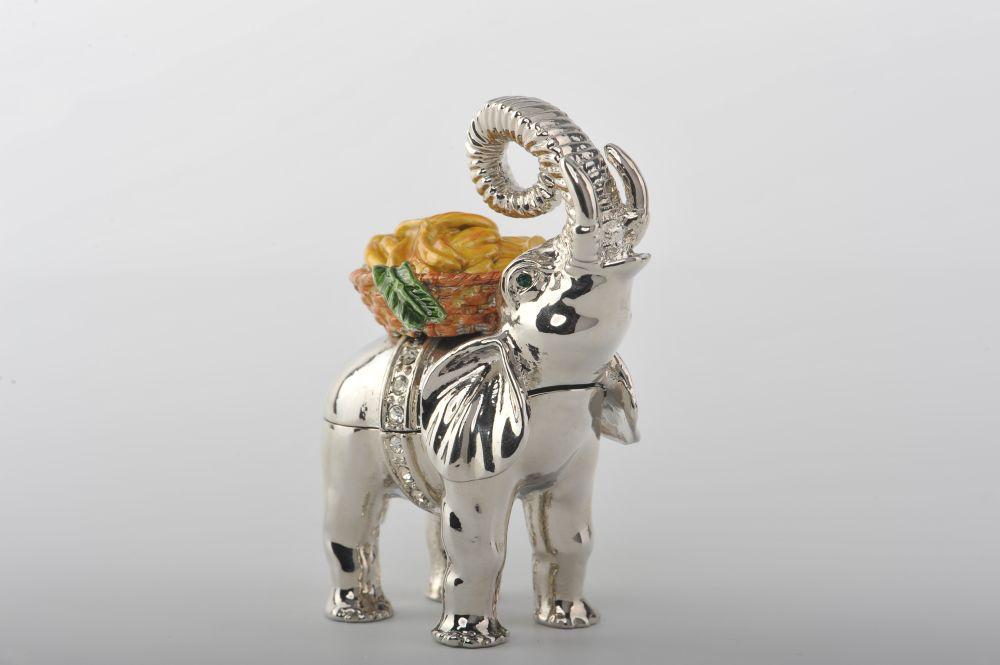 Keren Kopal Elephant with Bananas  47.75