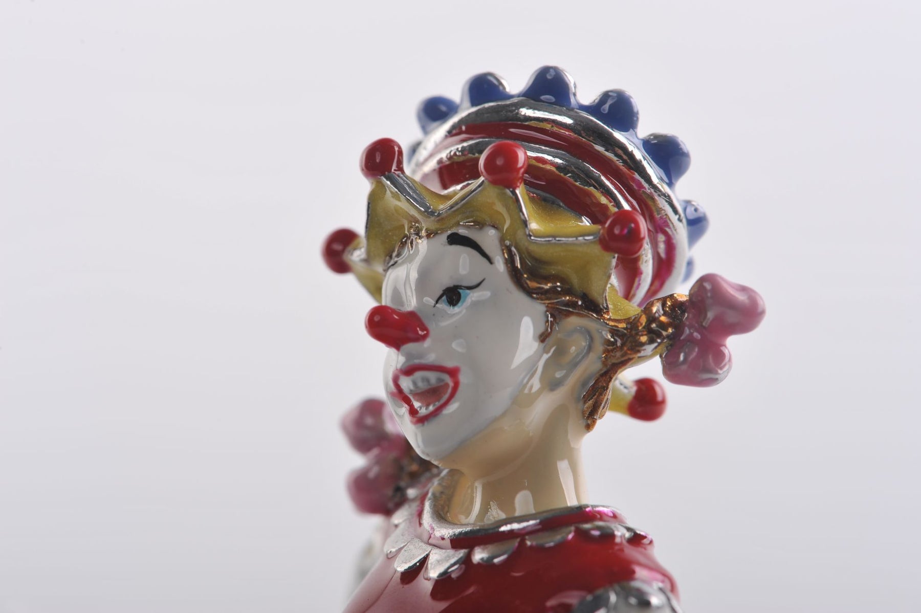 Keren Kopal Happy Female Clown  94.00