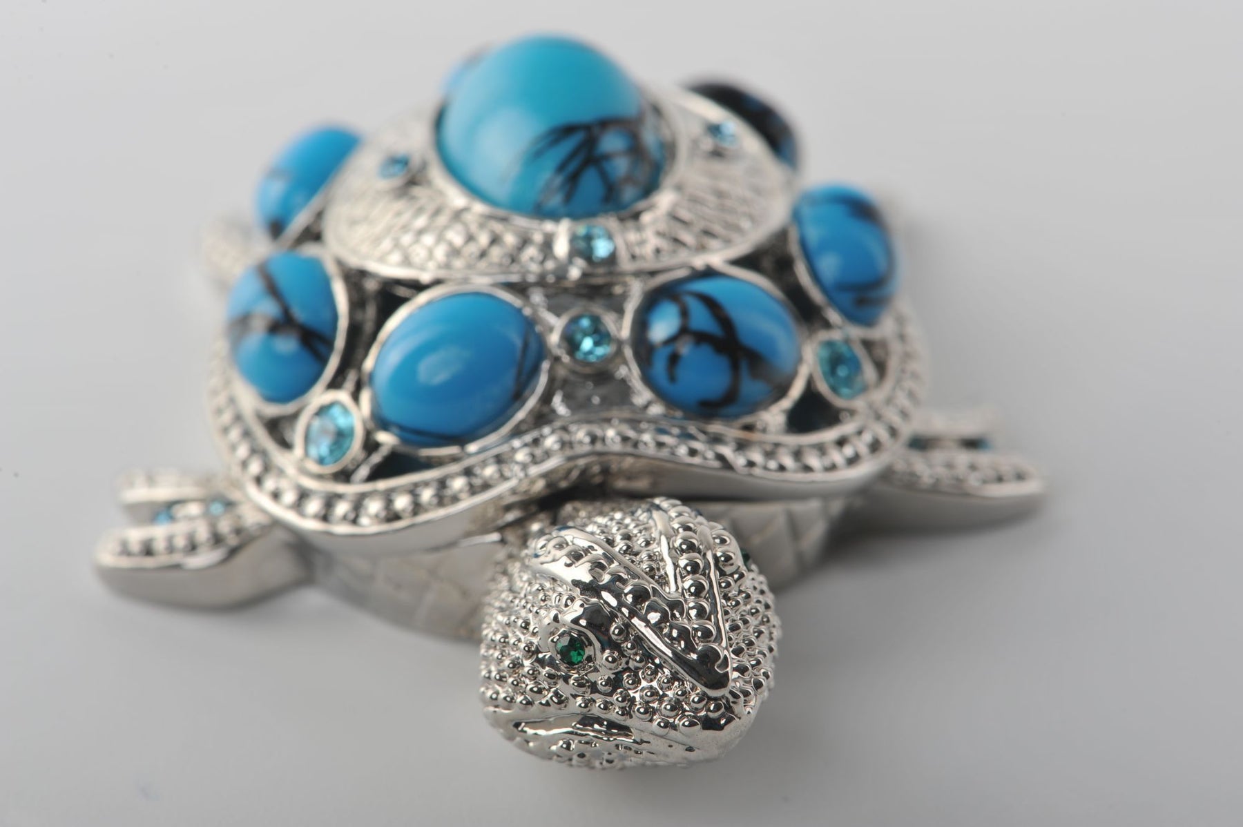 Silver Blue Turtle  Keren Kopal